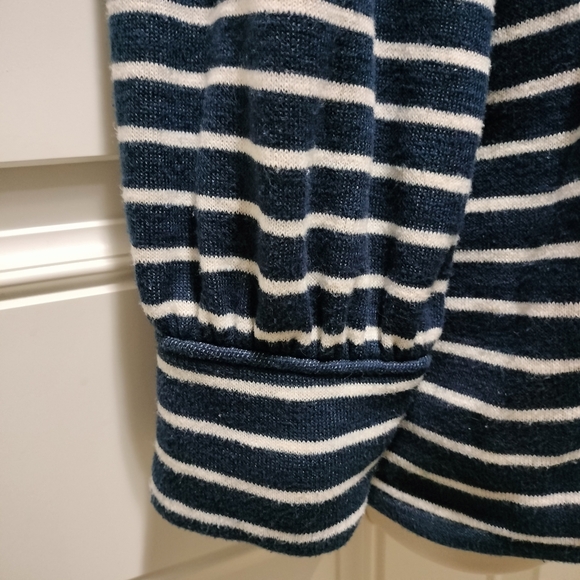 Madewell Navy and White Striped Sweatshirt size XL - Picture 5 of 10